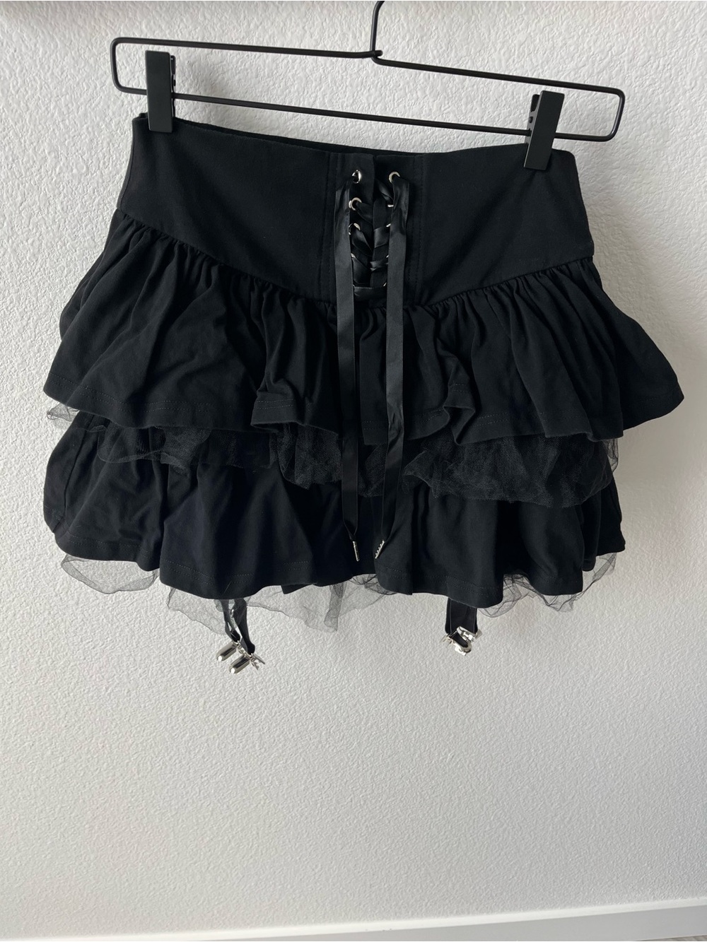 CAVALIER COURTSHIP MINI SKIRT
Widow, Dolls Kill, Black, M Medium